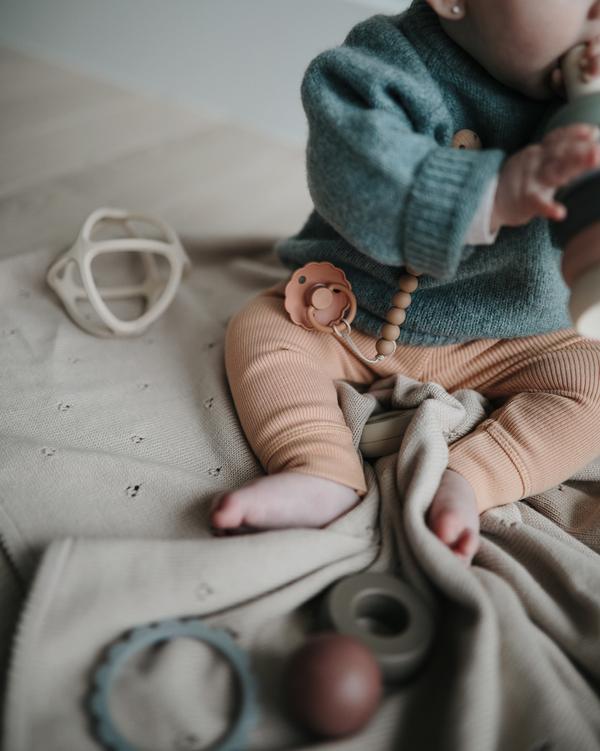FRIGG Daisy Natural Rubber Pacifier