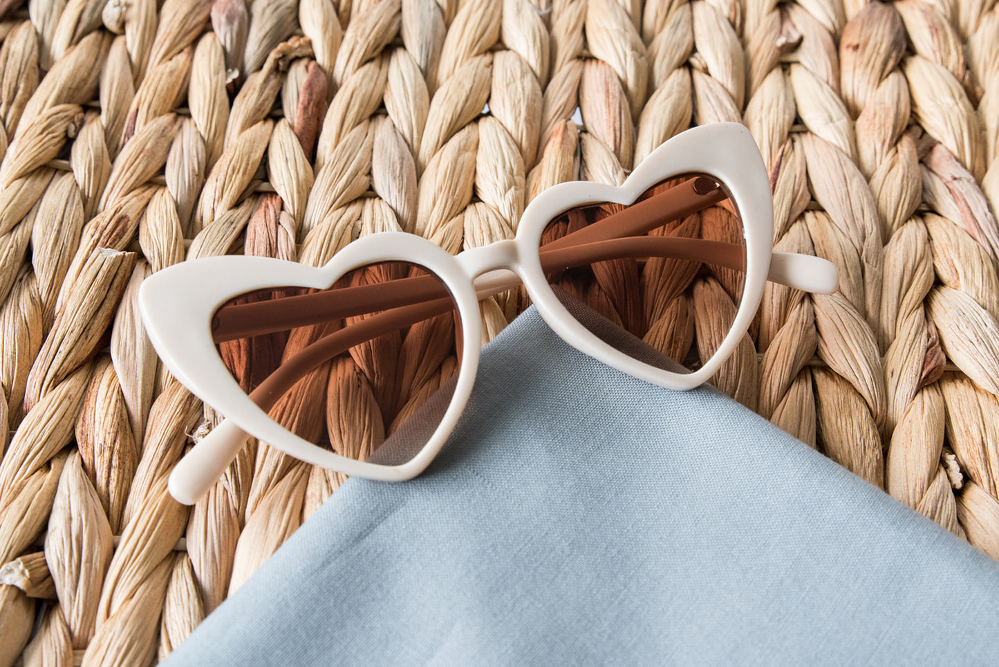 Toddler & Kid Valentines Day Heart Sunglasses - Cream