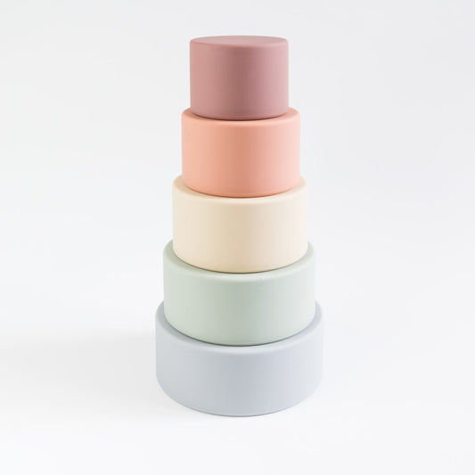 Rainbow stacking cups